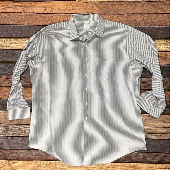 Brooks Brothers Maroon / Blue Striped Button Down Dress Suit Mens Shirt - Picture 1 of 6